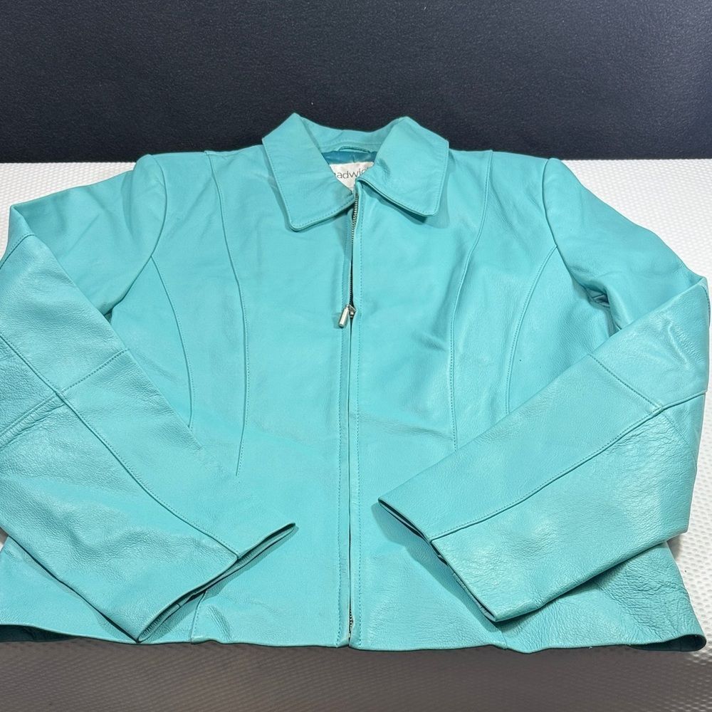 Chadwicks Beautiful Turquoise Leather Jacket size L